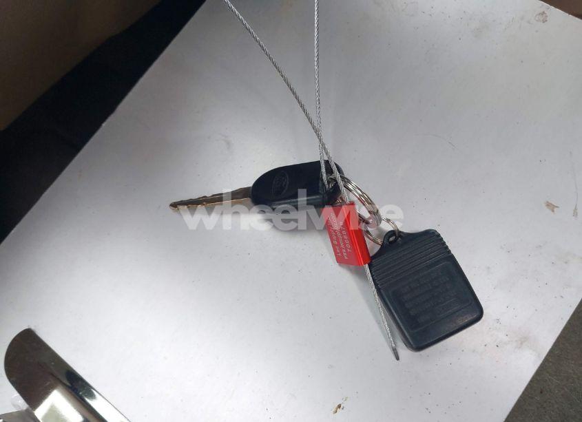 Photo 11 of 2006 Ford Escape LIMITED (VIN 1FMCU94126KC81249)