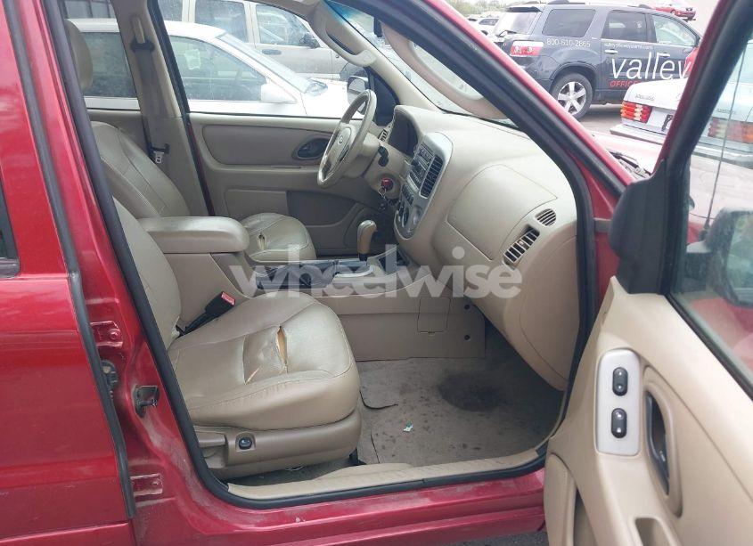 Photo 5 of 2006 Ford Escape LIMITED (VIN 1FMCU94126KC81249)