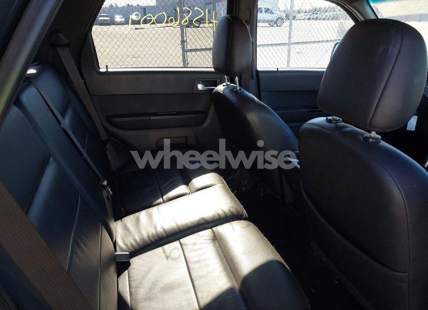 Photo 8 of 2008 Ford Escape LIMITED (VIN 1FMCU94128KB00170)