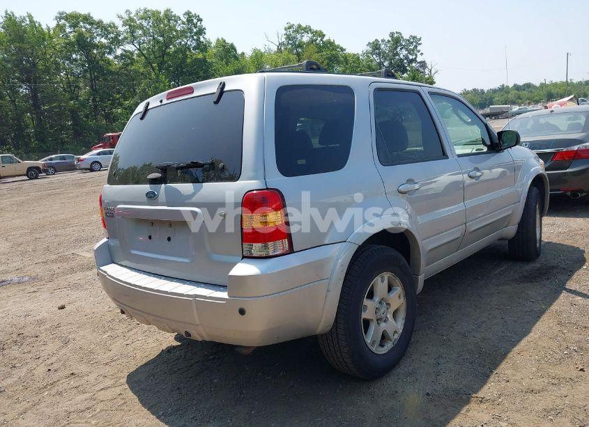 Photo 4 of 2006 Ford Escape LIMITED (VIN 1FMCU94136KA09129)