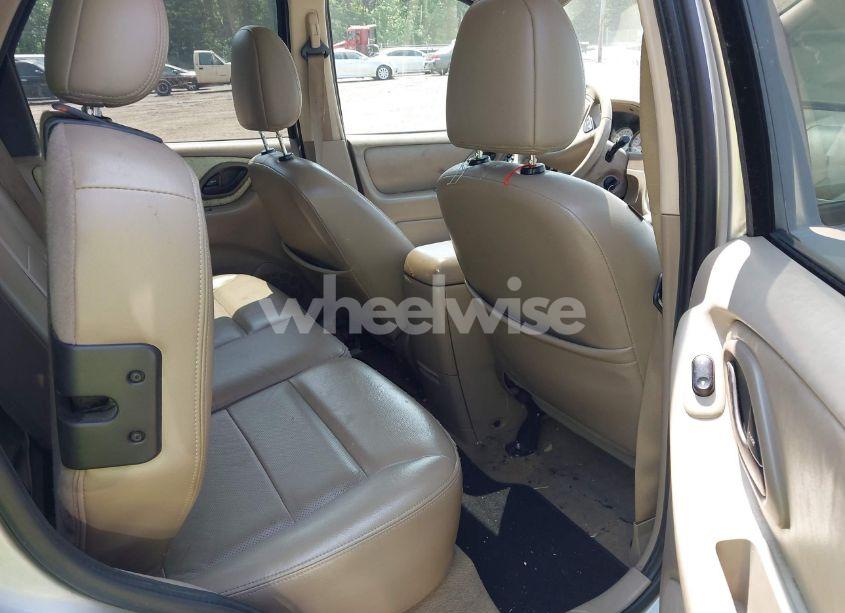 Photo 8 of 2006 Ford Escape LIMITED (VIN 1FMCU94136KA09129)