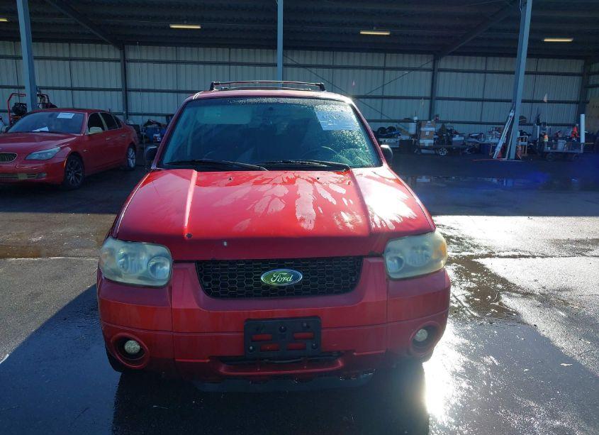 Photo 6 of 2007 Ford Escape LIMITED (VIN 1FMCU94147KB27854)