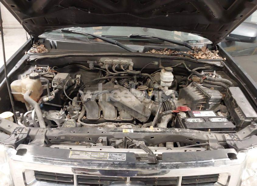 Photo 9 of 2008 Ford Escape LIMITED (VIN 1FMCU94148KB46633)