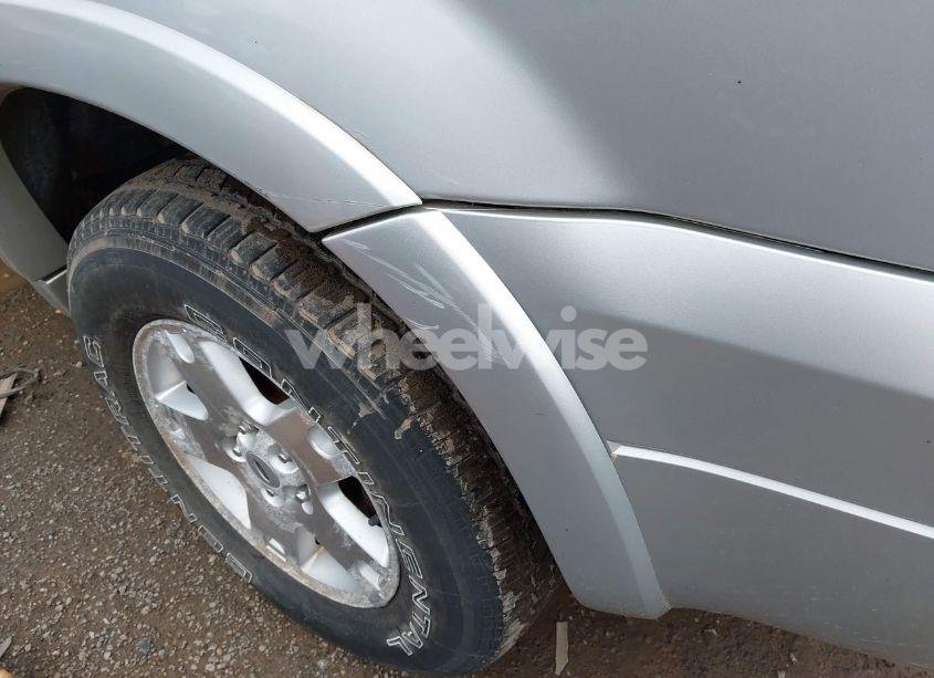 Photo 6 of 2007 Ford Escape LIMITED (VIN 1FMCU94157KB07306)