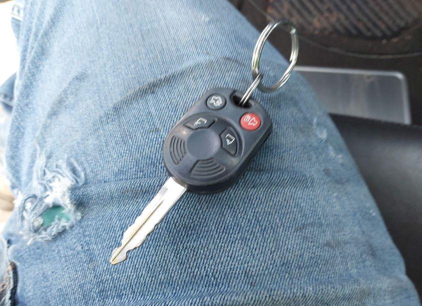 Photo 11 of 2008 Ford Escape LIMITED (VIN 1FMCU94168KB43538)