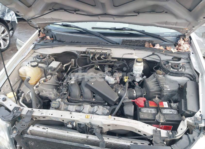 Photo 10 of 2008 Ford Escape LIMITED (VIN 1FMCU94168KC40593)