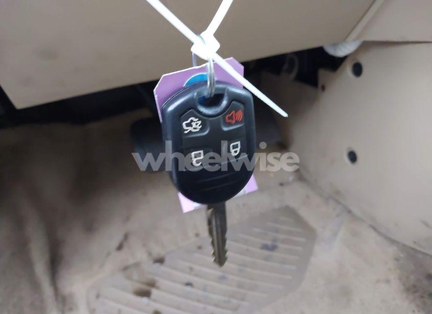 Photo 11 of 2008 Ford Escape LIMITED (VIN 1FMCU94168KC40593)