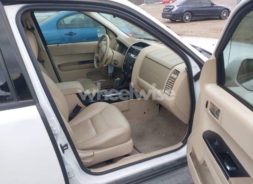 Photo 5 of 2008 Ford Escape LIMITED (VIN 1FMCU94168KC80074)