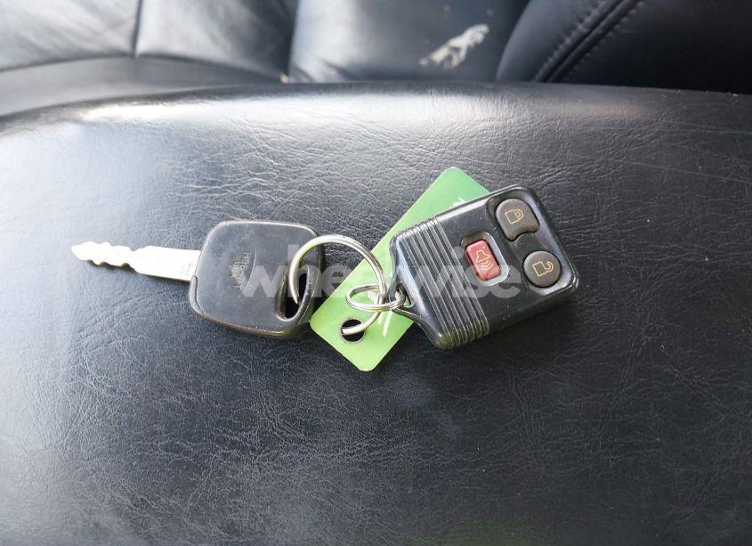 Photo 11 of 2003 Ford Escape LIMITED (VIN 1FMCU94173KD47662)