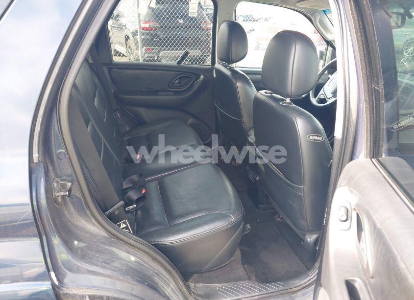 Photo 8 of 2003 Ford Escape LIMITED (VIN 1FMCU94173KD47662)