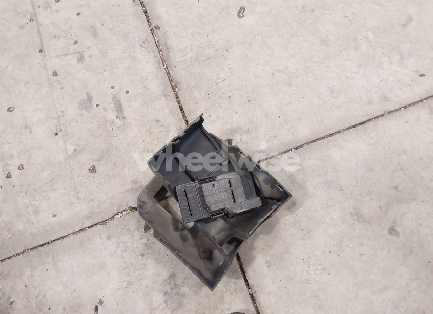 Photo 12 of 2008 Ford Escape LIMITED (VIN 1FMCU94178KA59597)