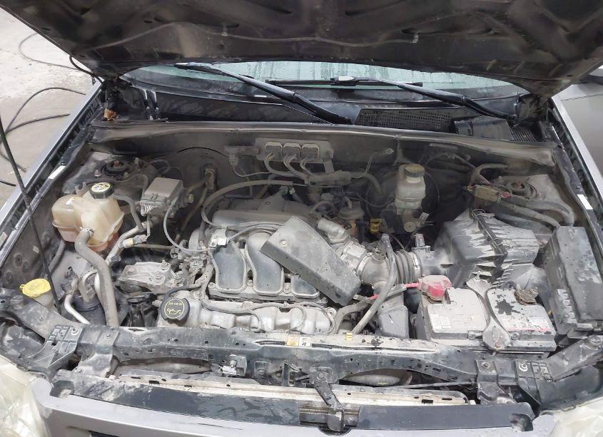 Photo 10 of 2008 Ford Escape LIMITED (VIN 1FMCU94178KC66541)