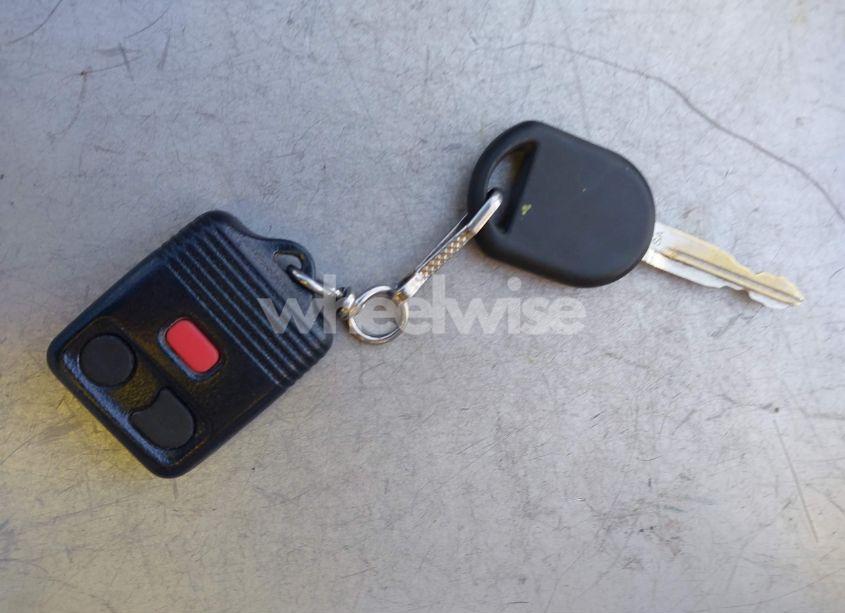 Photo 11 of 2005 Ford Escape LIMITED (VIN 1FMCU94185KA60222)