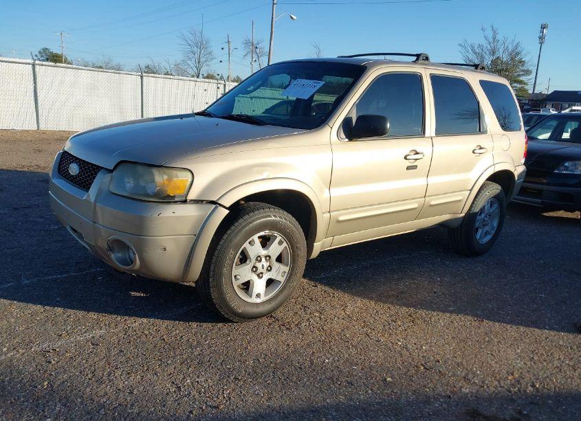 Photo 2 of 2007 Ford Escape LIMITED (VIN 1FMCU94187KA41172)