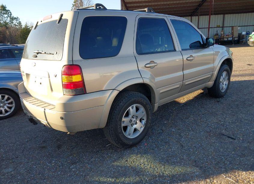 Photo 4 of 2007 Ford Escape LIMITED (VIN 1FMCU94187KA41172)