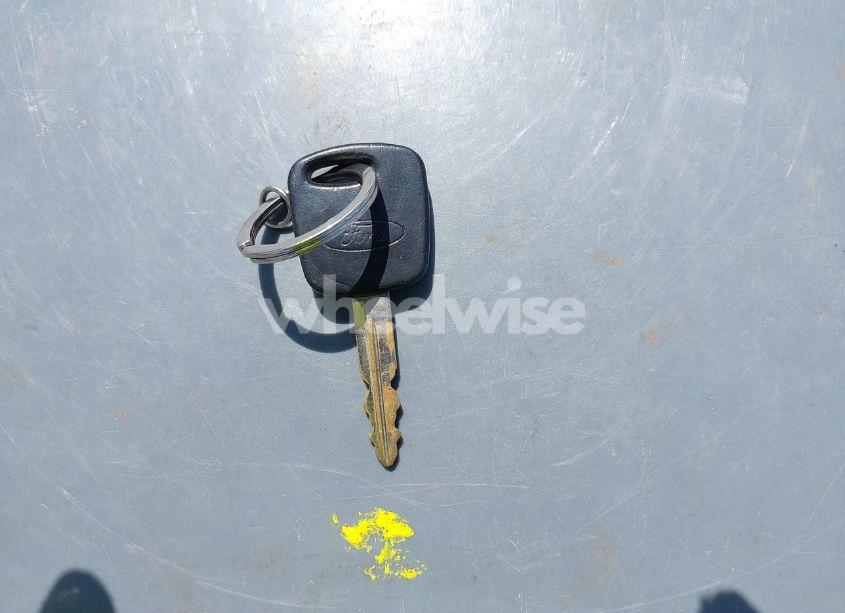 Photo 11 of 2003 Ford Escape LIMITED (VIN 1FMCU941X3KB46631)