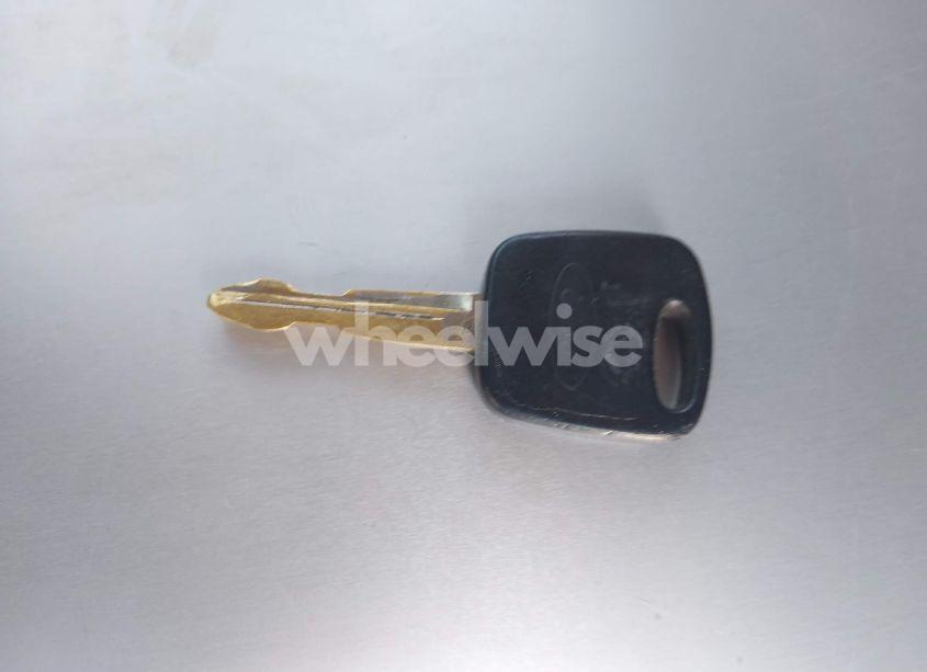 Photo 11 of 2004 Ford Escape LIMITED (VIN 1FMCU941X4KA29911)