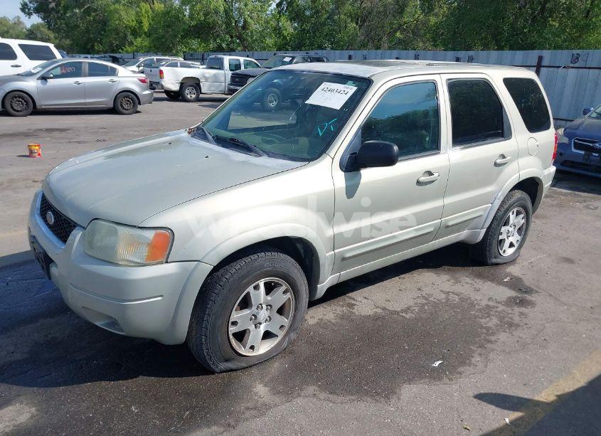 Photo 2 of 2004 Ford Escape LIMITED (VIN 1FMCU941X4KA29911)