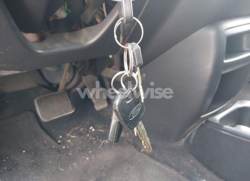 Photo 11 of 2004 Ford Escape LIMITED (VIN 1FMCU941X4KA49169)