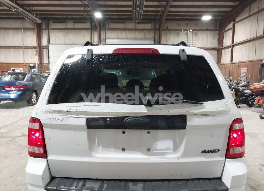 Photo 13 of 2008 Ford Escape LIMITED (VIN 1FMCU941X8KA51834)