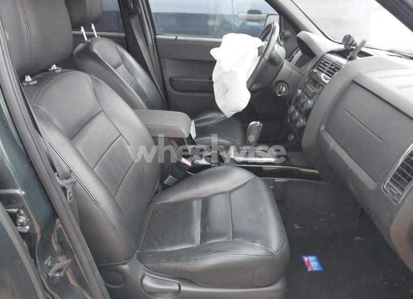 Photo 5 of 2008 Ford Escape LIMITED (VIN 1FMCU941X8KC66985)