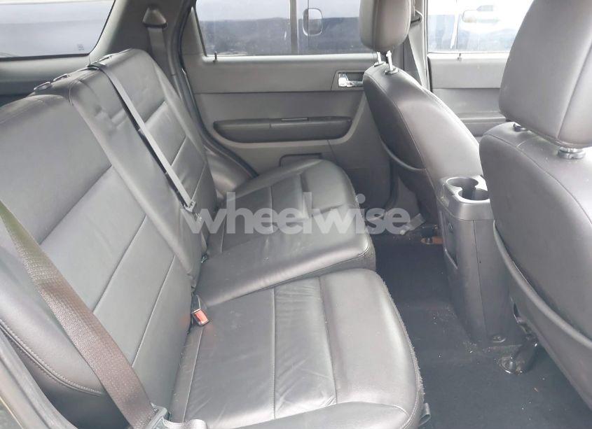 Photo 8 of 2008 Ford Escape LIMITED (VIN 1FMCU941X8KC66985)