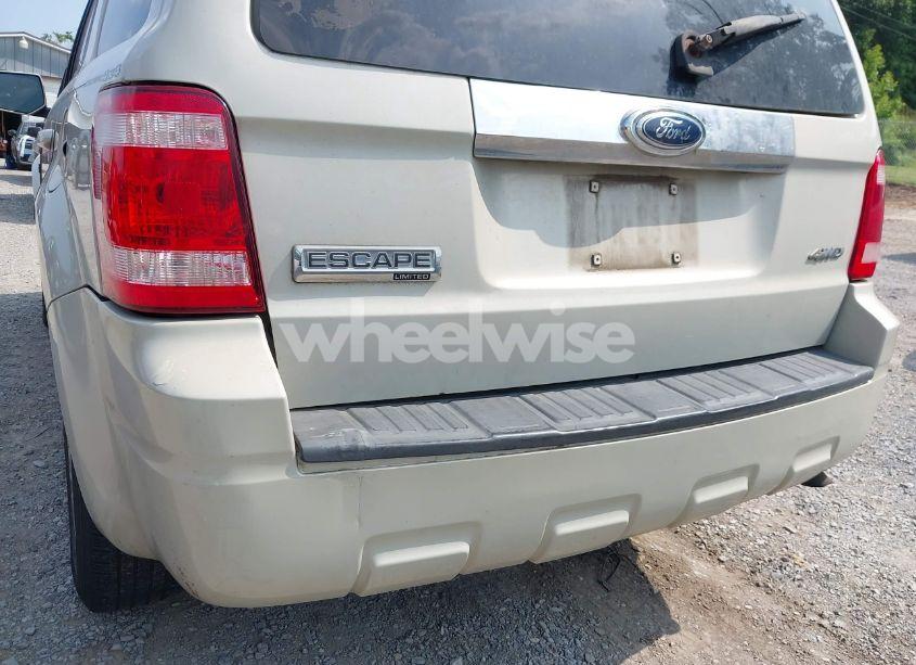 Photo 12 of 2009 Ford Escape LIMITED (VIN 1FMCU94729KB00689)