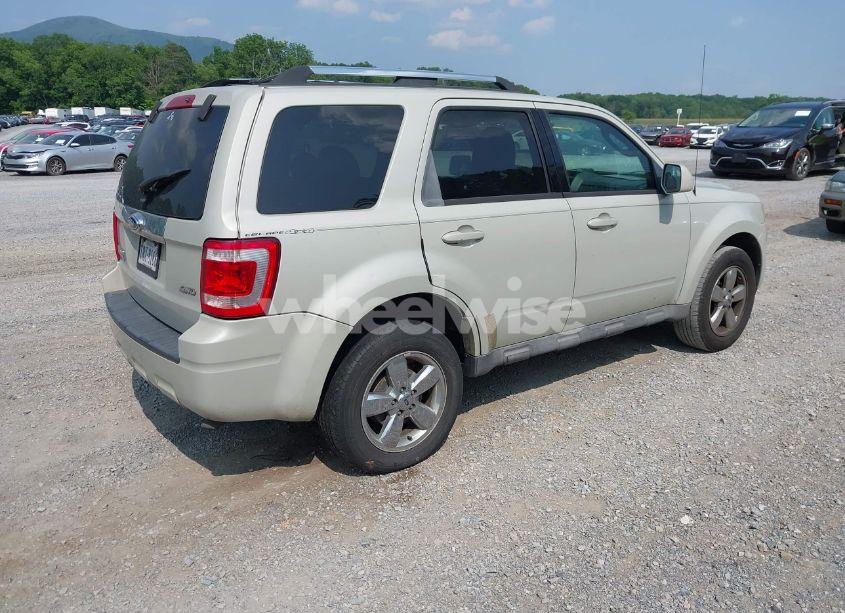 Photo 4 of 2009 Ford Escape LIMITED (VIN 1FMCU94729KB00689)