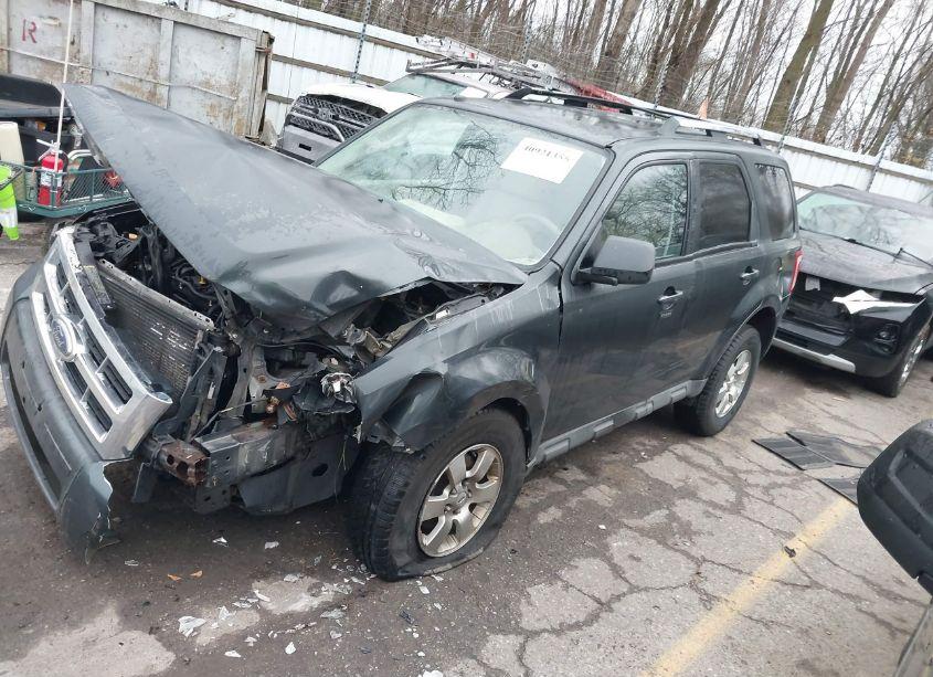 Photo 2 of 2009 Ford Escape LIMITED (VIN 1FMCU94729KB47303)