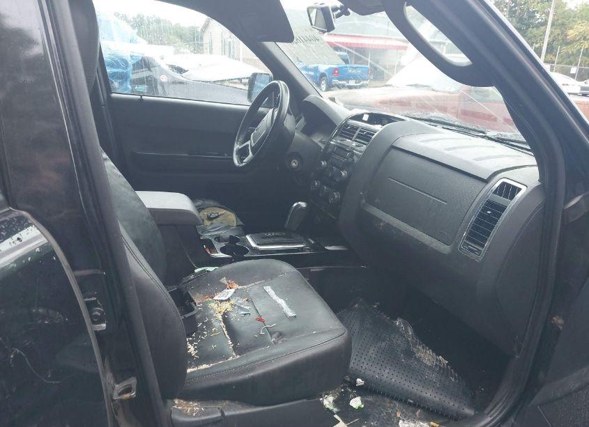 Photo 5 of 2009 Ford Escape LIMITED (VIN 1FMCU94779KB63156)