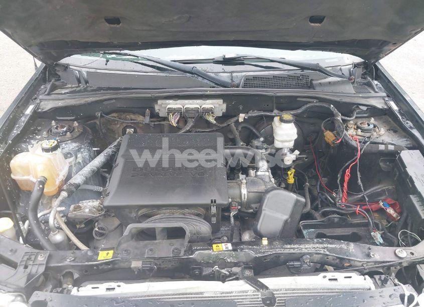 Photo 10 of 2009 Ford Escape LIMITED (VIN 1FMCU94G19KB95049)