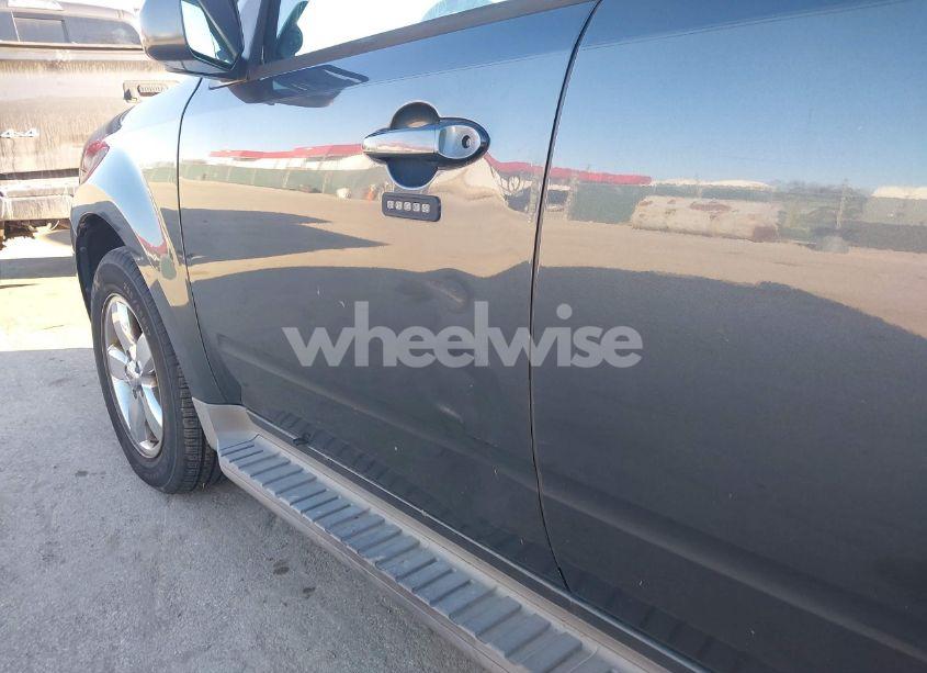 Photo 6 of 2009 Ford Escape LIMITED (VIN 1FMCU94G29KA34029)