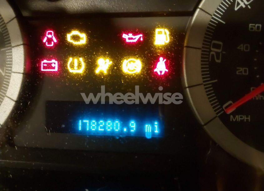 Photo 15 of 2009 Ford Escape LIMITED (VIN 1FMCU94G29KA93694)