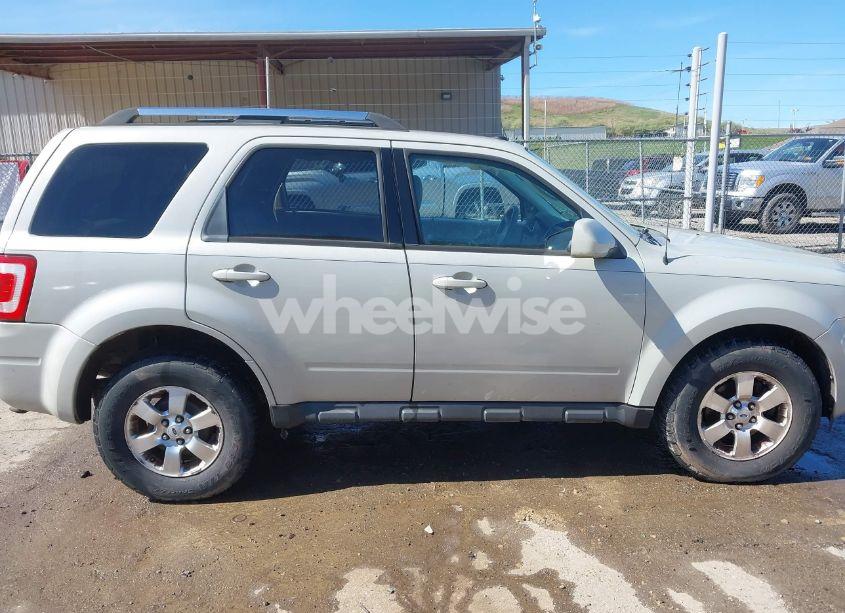 Photo 13 of 2009 Ford Escape LIMITED (VIN 1FMCU94G29KB61542)