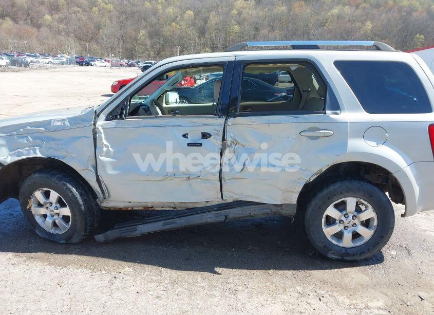 Photo 14 of 2009 Ford Escape LIMITED (VIN 1FMCU94G29KB61542)