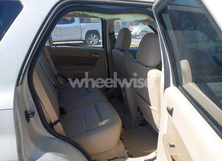 Photo 8 of 2009 Ford Escape LIMITED (VIN 1FMCU94G29KB61542)