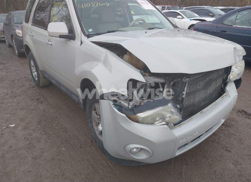 Photo 13 of 2009 Ford Escape LIMITED (VIN 1FMCU94G49KA11822)