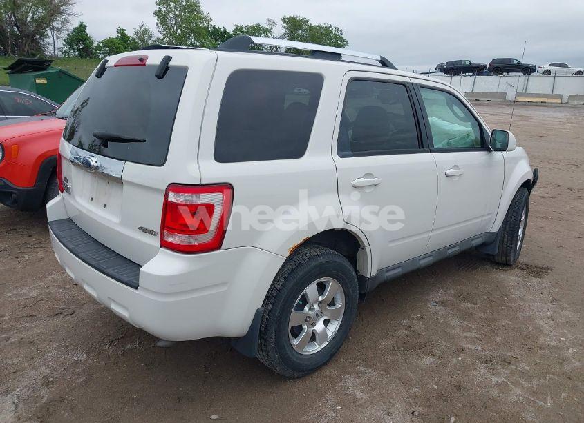 Photo 4 of 2009 Ford Escape LIMITED (VIN 1FMCU94G49KB62188)