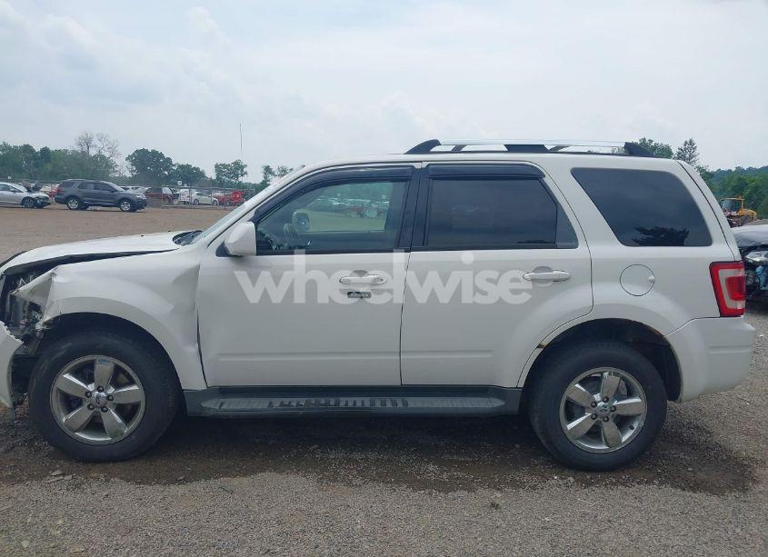 Photo 15 of 2009 Ford Escape LIMITED (VIN 1FMCU94G89KA03156)