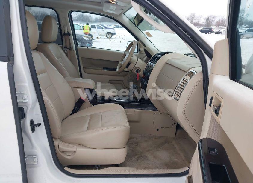 Photo 5 of 2009 Ford Escape LIMITED (VIN 1FMCU94G89KB29596)