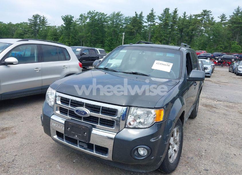 Photo 2 of 2009 Ford Escape LIMITED (VIN 1FMCU94G99KB93565)