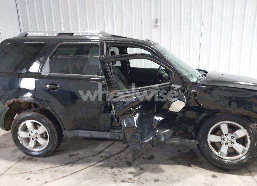 Photo 13 of 2009 Ford Escape LIMITED (VIN 1FMCU94GX9KB01556)