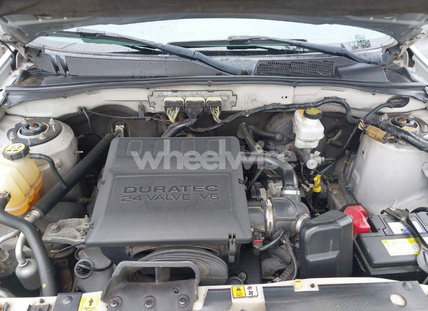 Photo 10 of 2009 Ford Escape LIMITED (VIN 1FMCU94GX9KB86737)