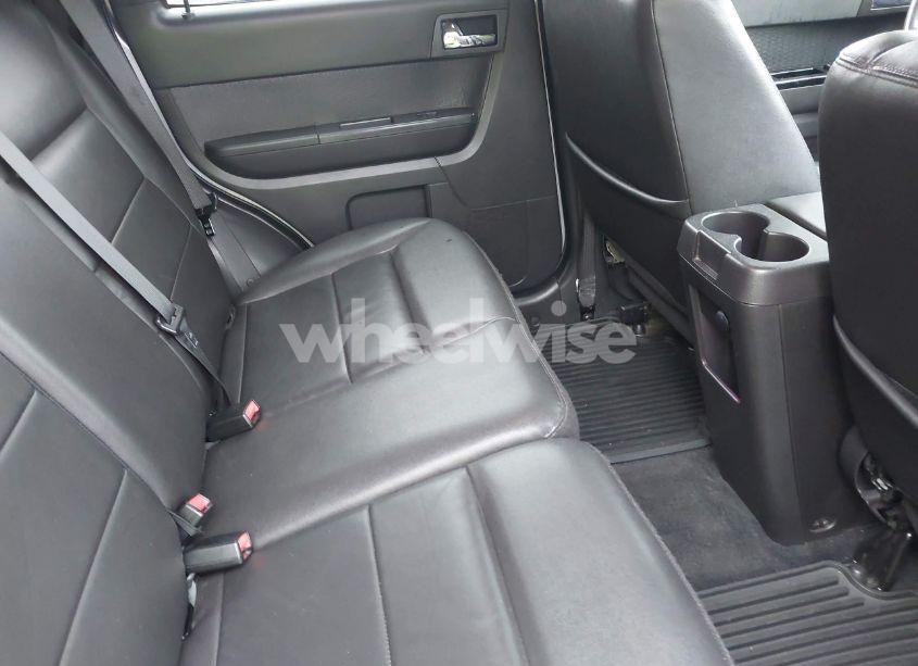 Photo 8 of 2009 Ford Escape LIMITED (VIN 1FMCU94GX9KB86737)