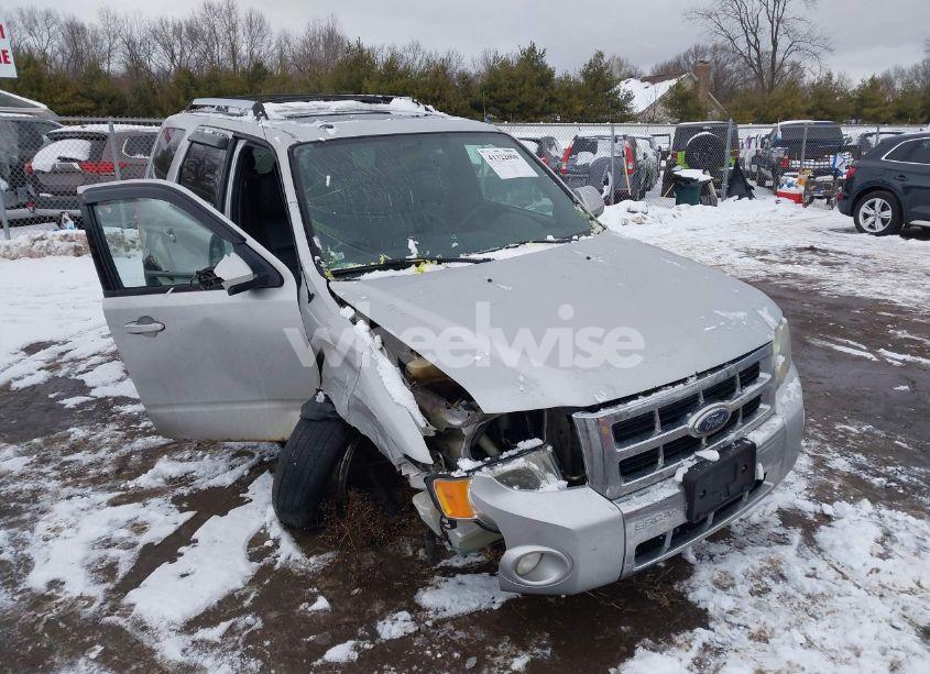 2009 Ford Escape LIMITED (VIN 1FMCU94GX9KC28999) main photo
