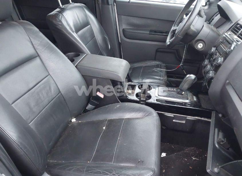 Photo 5 of 2009 Ford Escape LIMITED (VIN 1FMCU94GX9KC28999)