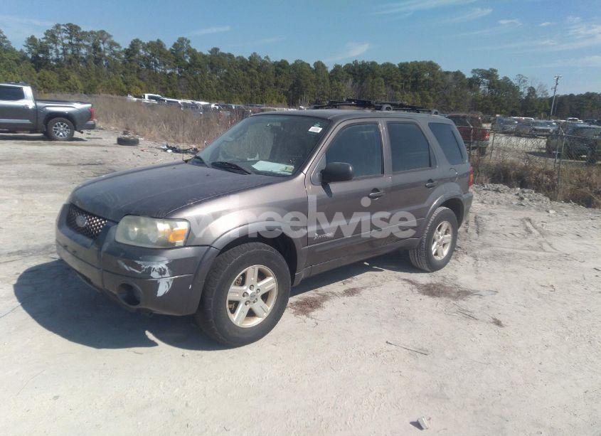 Photo 2 of 2006 Ford Escape HYBRID (VIN 1FMCU95H26KD48928)