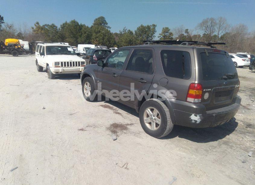 Photo 3 of 2006 Ford Escape HYBRID (VIN 1FMCU95H26KD48928)
