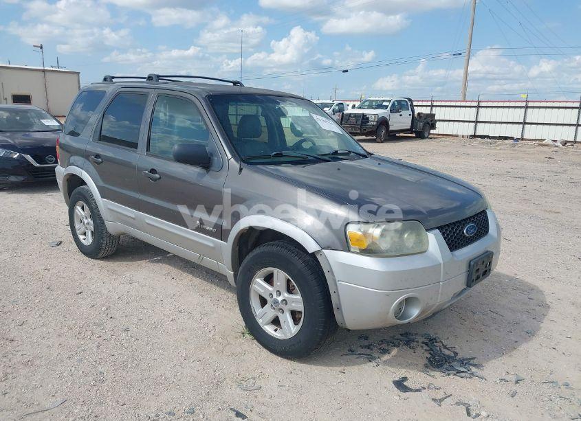 2005 Ford Escape HYBRID (VIN 1FMCU95H55KC07544) main photo