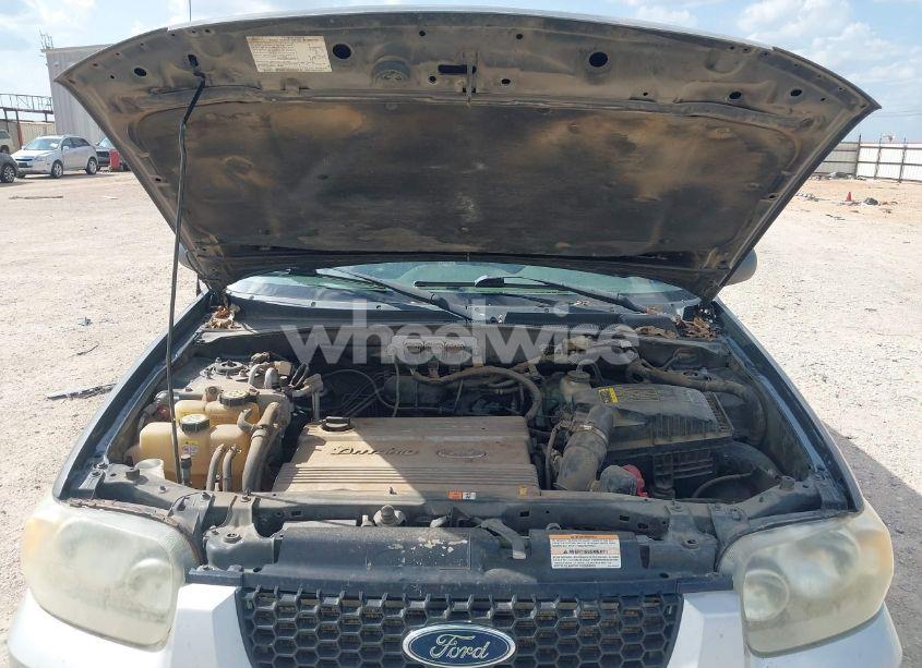 Photo 10 of 2005 Ford Escape HYBRID (VIN 1FMCU95H55KC07544)
